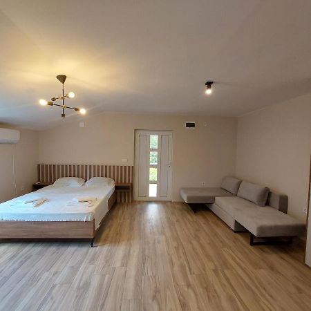 Superb Apartments Virpazar Dış mekan fotoğraf