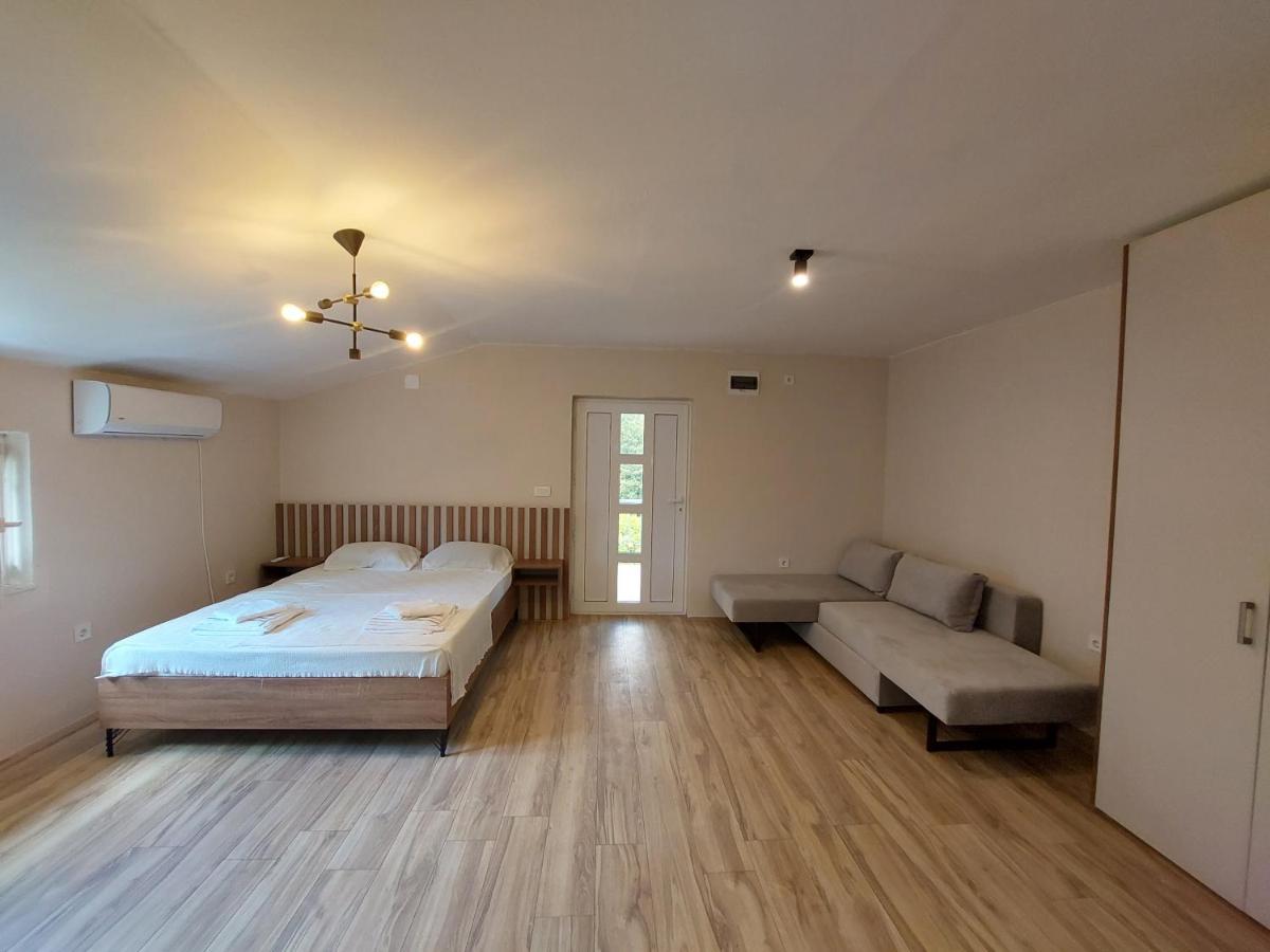 Superb Apartments Virpazar Dış mekan fotoğraf